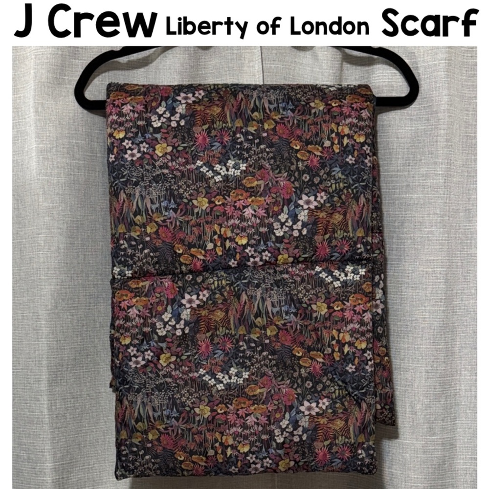Gorgeous J Crew Liberty of London Print Puffer Scarf-EUC